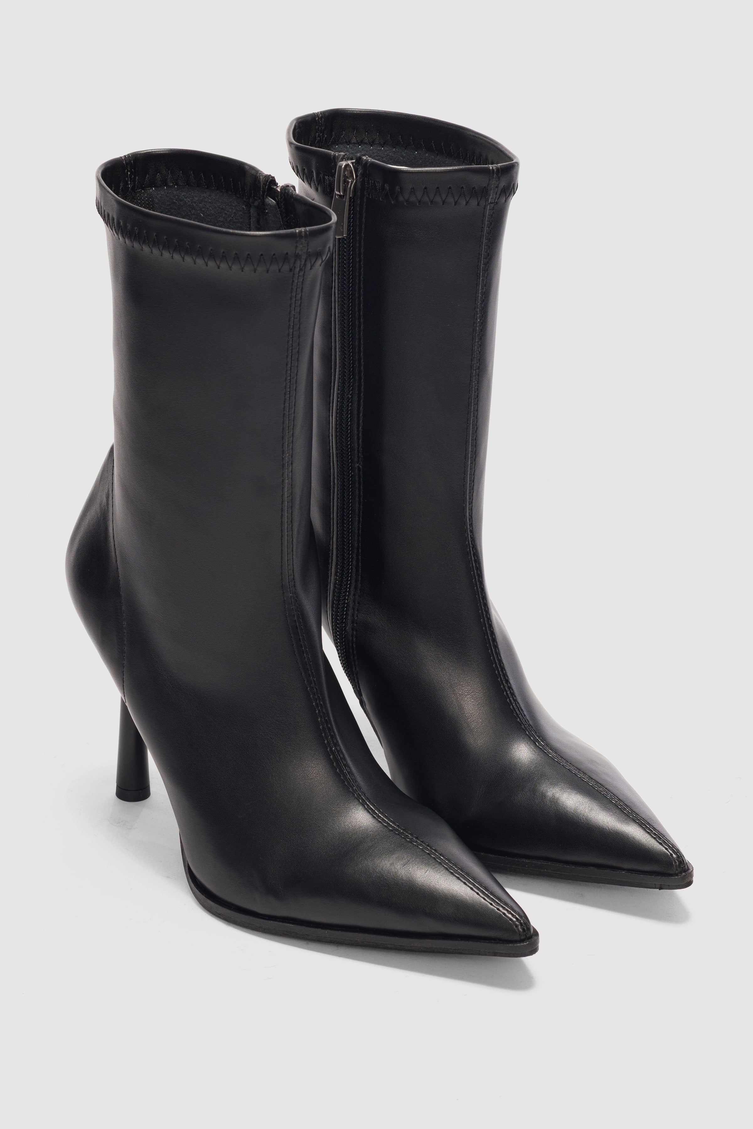 Loran İnce Topuklu Sivri Burun Streç Kadın Bot- SİYAH