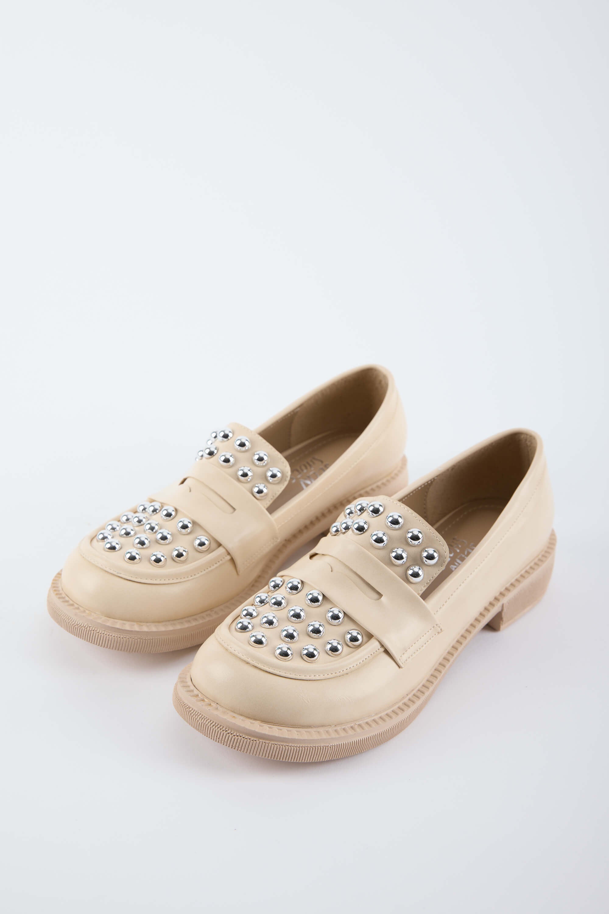 Mendy  İnce Tabanlı Zımba Detaylı Kadın Loafer- EKRU