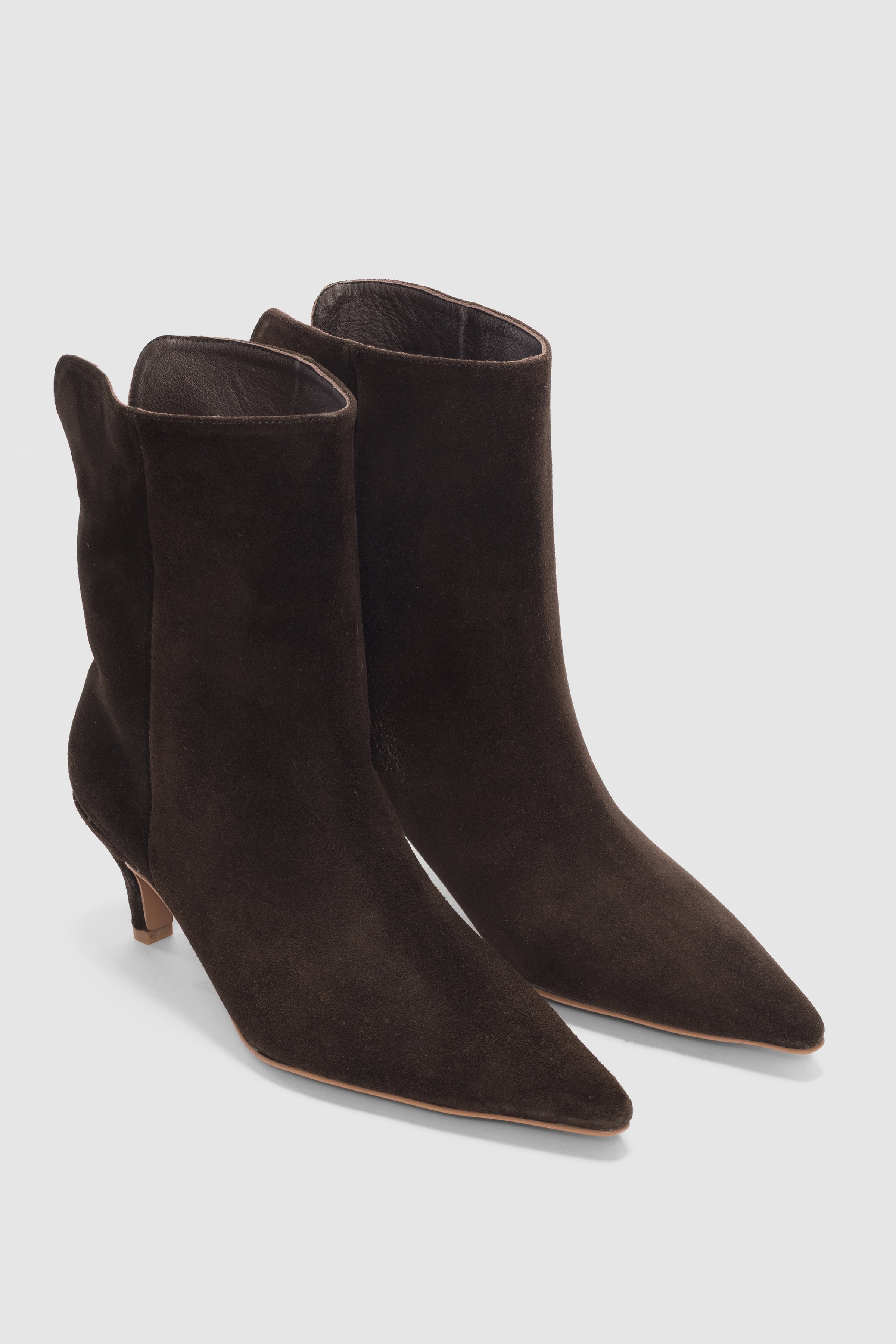 Valenne Hakiki Deri Kısa ve İnce Topuk Kadın Bot- KAHVE SÜET