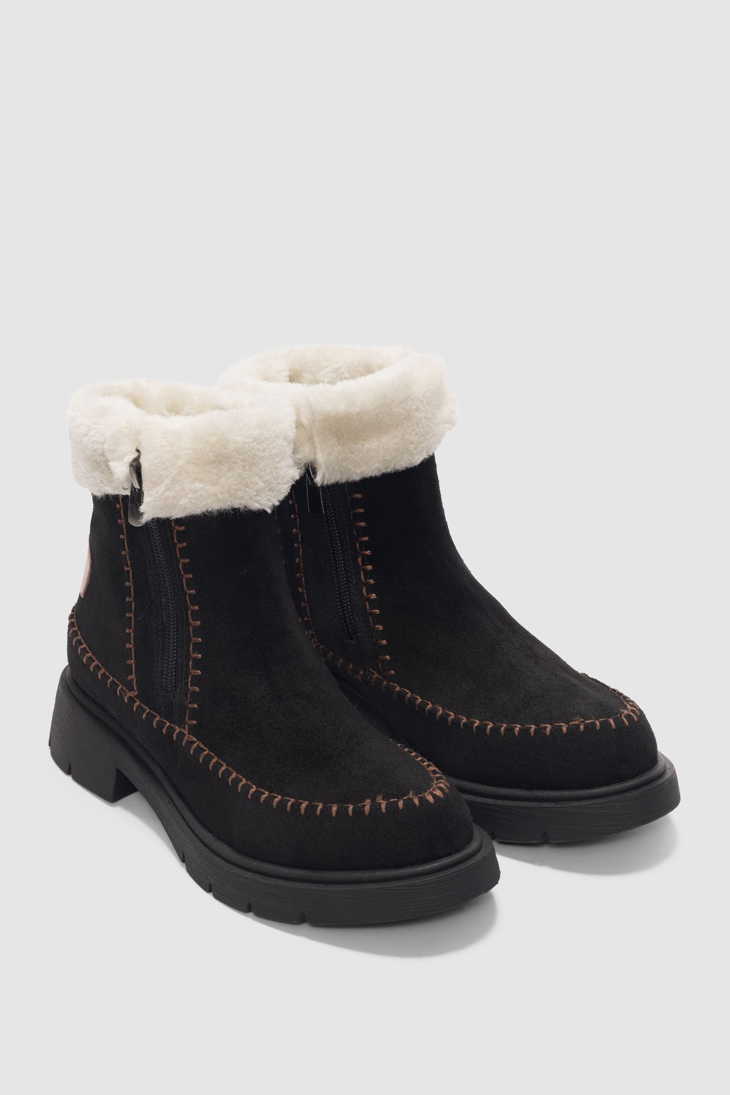 Sorella Hakiki Deri Yanlardan Fermuarlı Kadın Bot- SİYAH SÜET