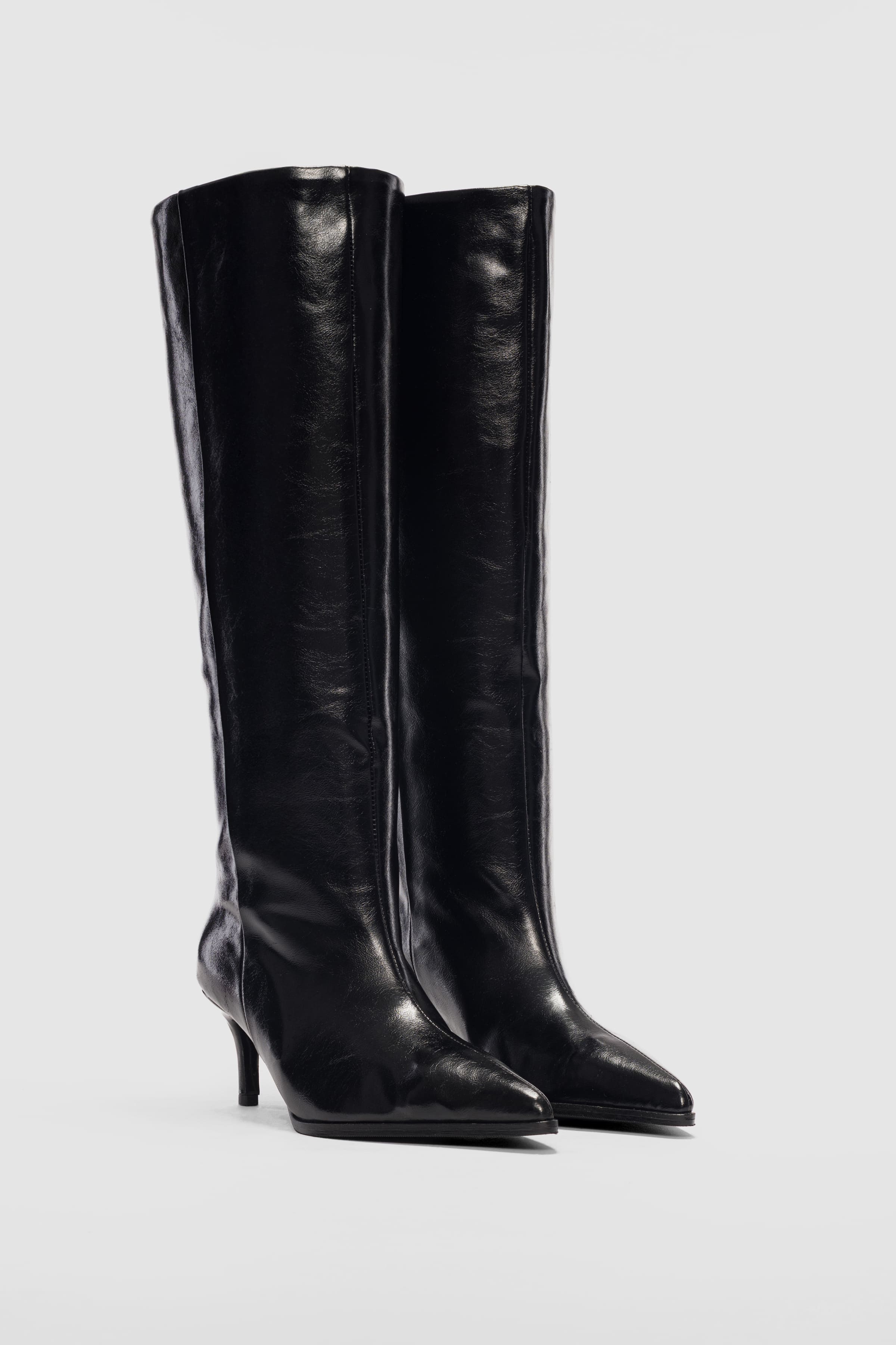 Marve İnce Topuklu Sivri Burun Kadın Çizme- SİYAH