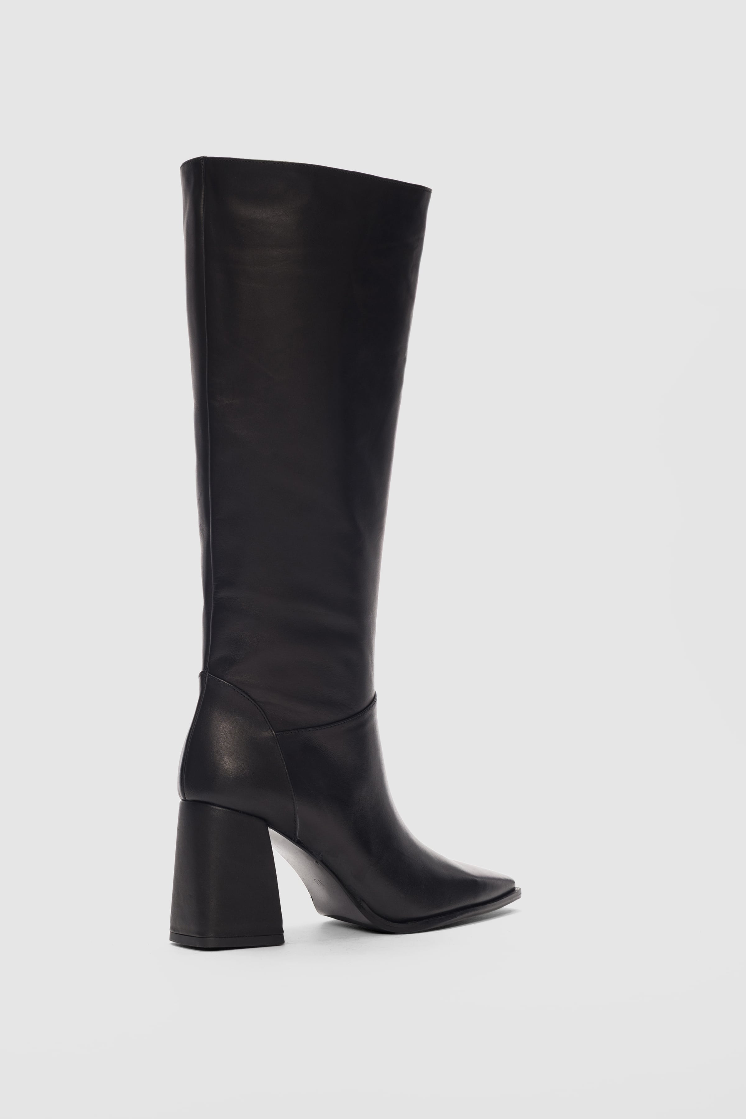 Elvra Hakiki Deri Kısa Fermuarlı Kadın Çizme- SİYAH